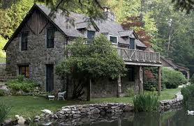 Highly insulated rustic Eco-homes utilising sustainable, locally sourced materials giving warm and comfortable, low maintenance homes with low running costs and low carbon footprints. Properties can be finished with stone external walls or a mix of stone, wood and paint-rendered walls.